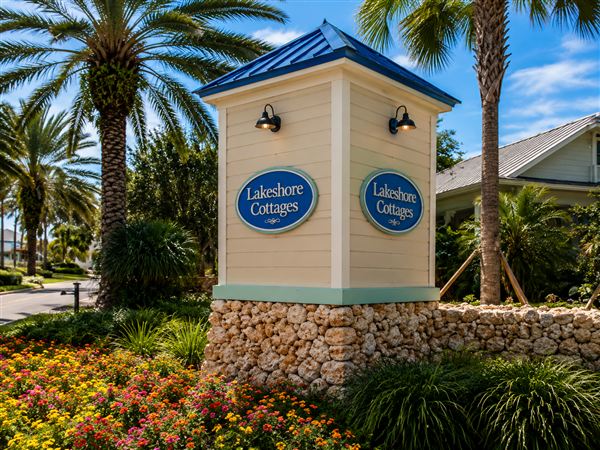Lakeshore Cottages